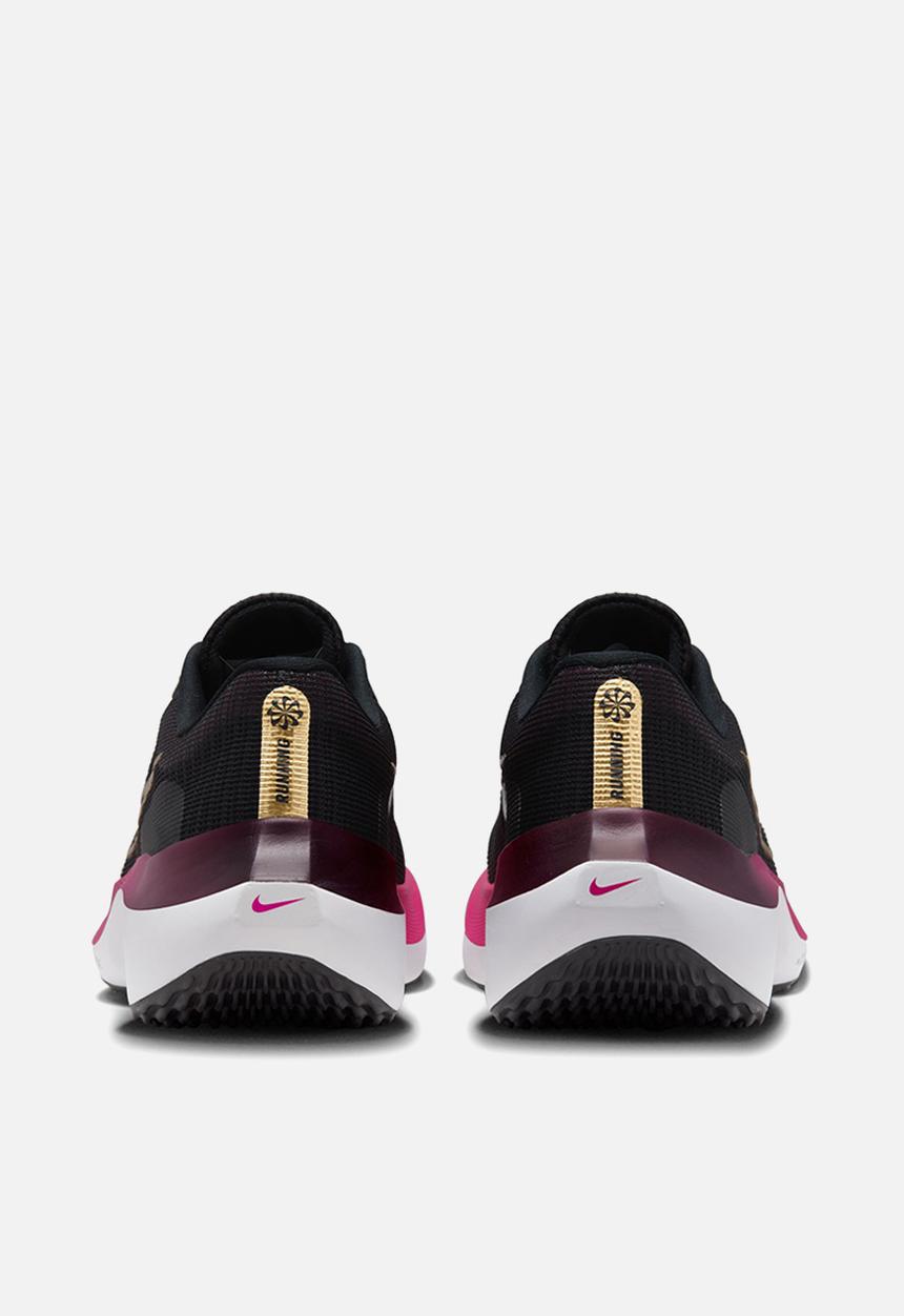 Nike - Zoom Fly 5