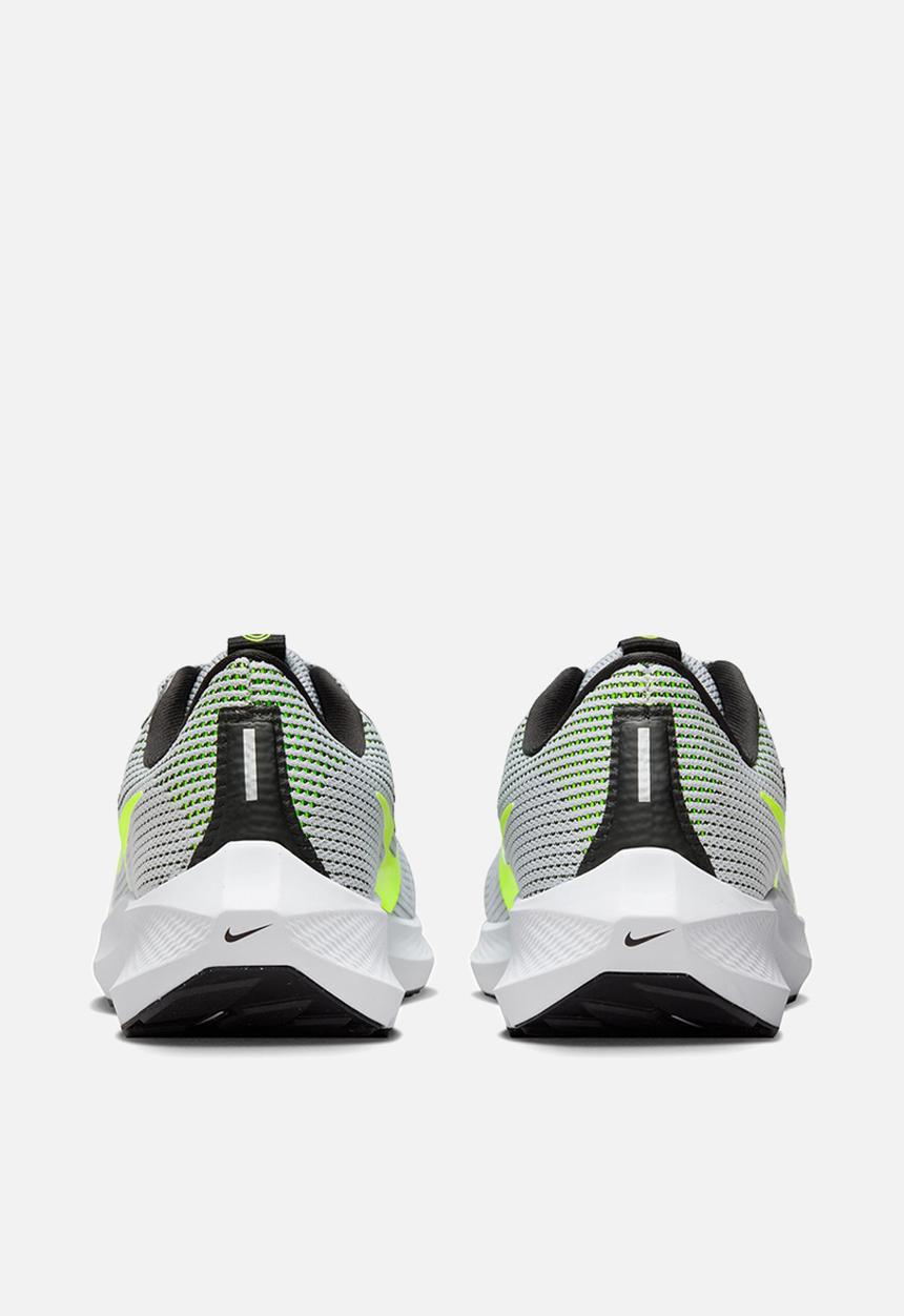 Nike - Pegasus 40
