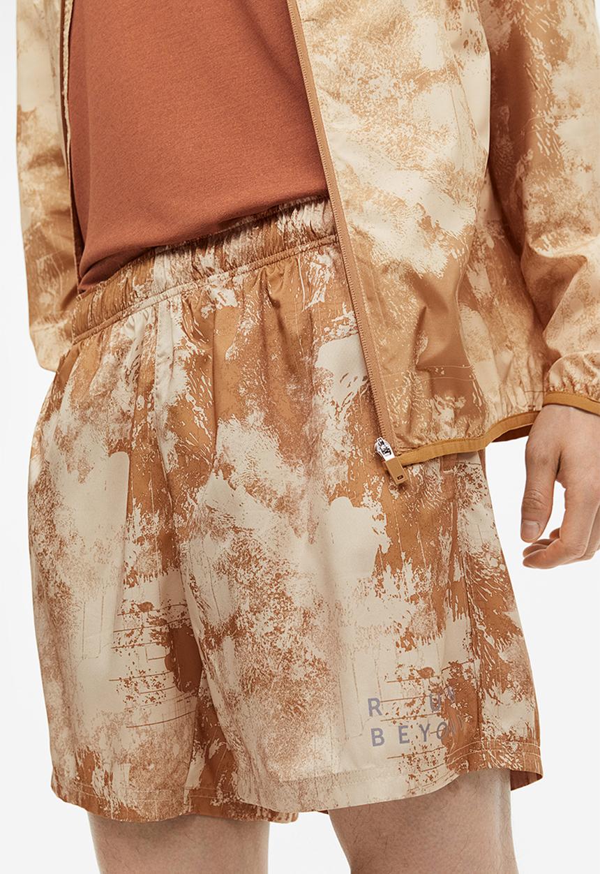 H&M - Fast-drying sports shorts - beige patterned