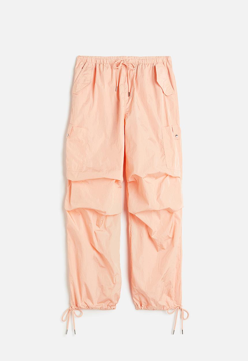 H&M - Nylon parachute trousers - apricot
