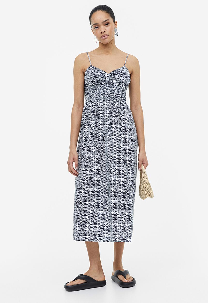 H&M - Smock-waisted dress - dark blue patterned
