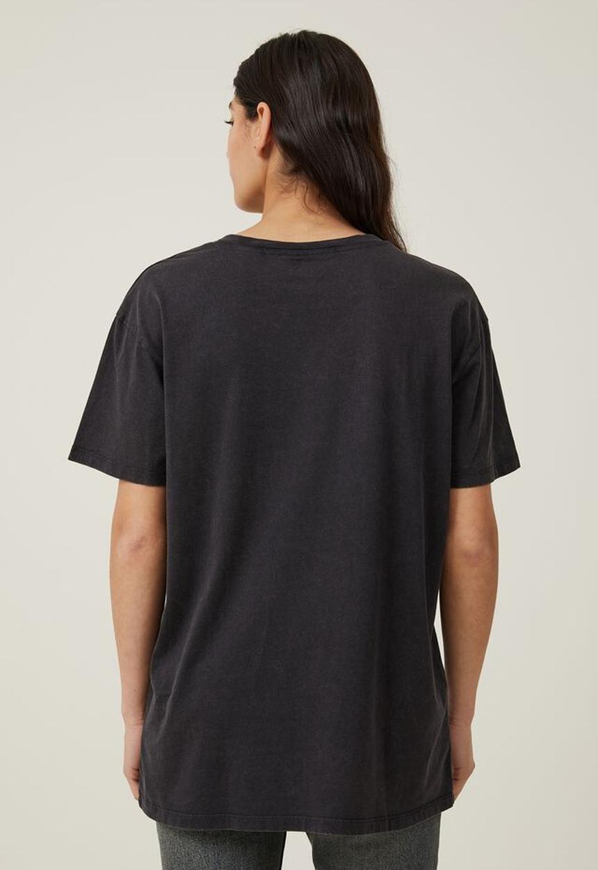 Cotton On - The oversized roses tee - guns n roses november rain/washed black