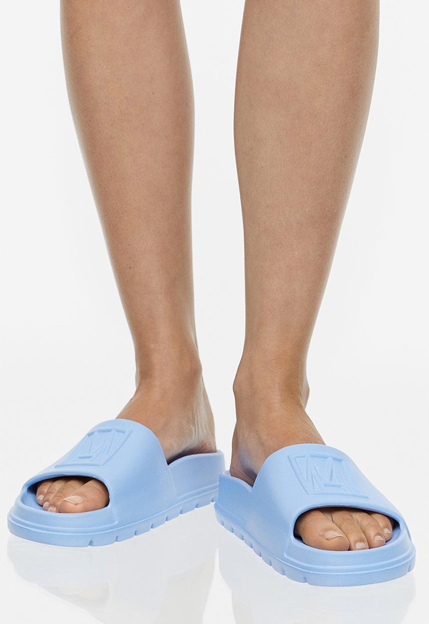 H&M - Monogram pool shoes - light blue