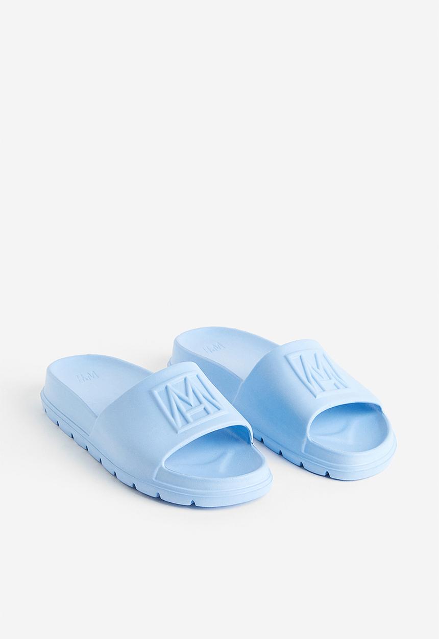 H&M - Monogram pool shoes - light blue