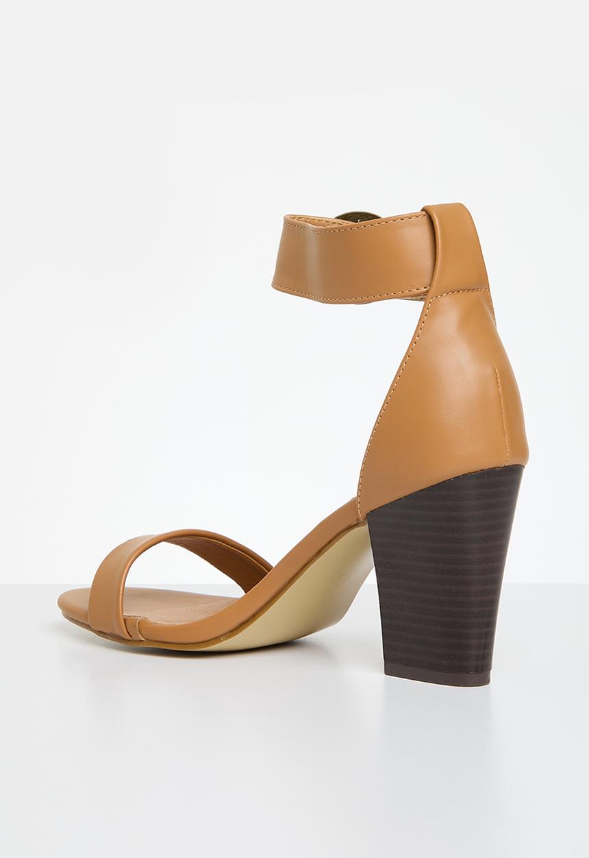 Madison® - Allan 2 ankle strap block heel sandal - light tan