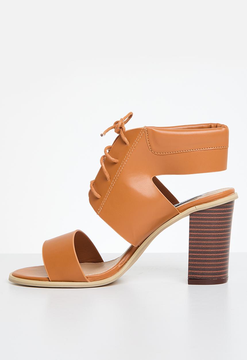 Madison® - Arenze tie detail blockheel sandal - tan