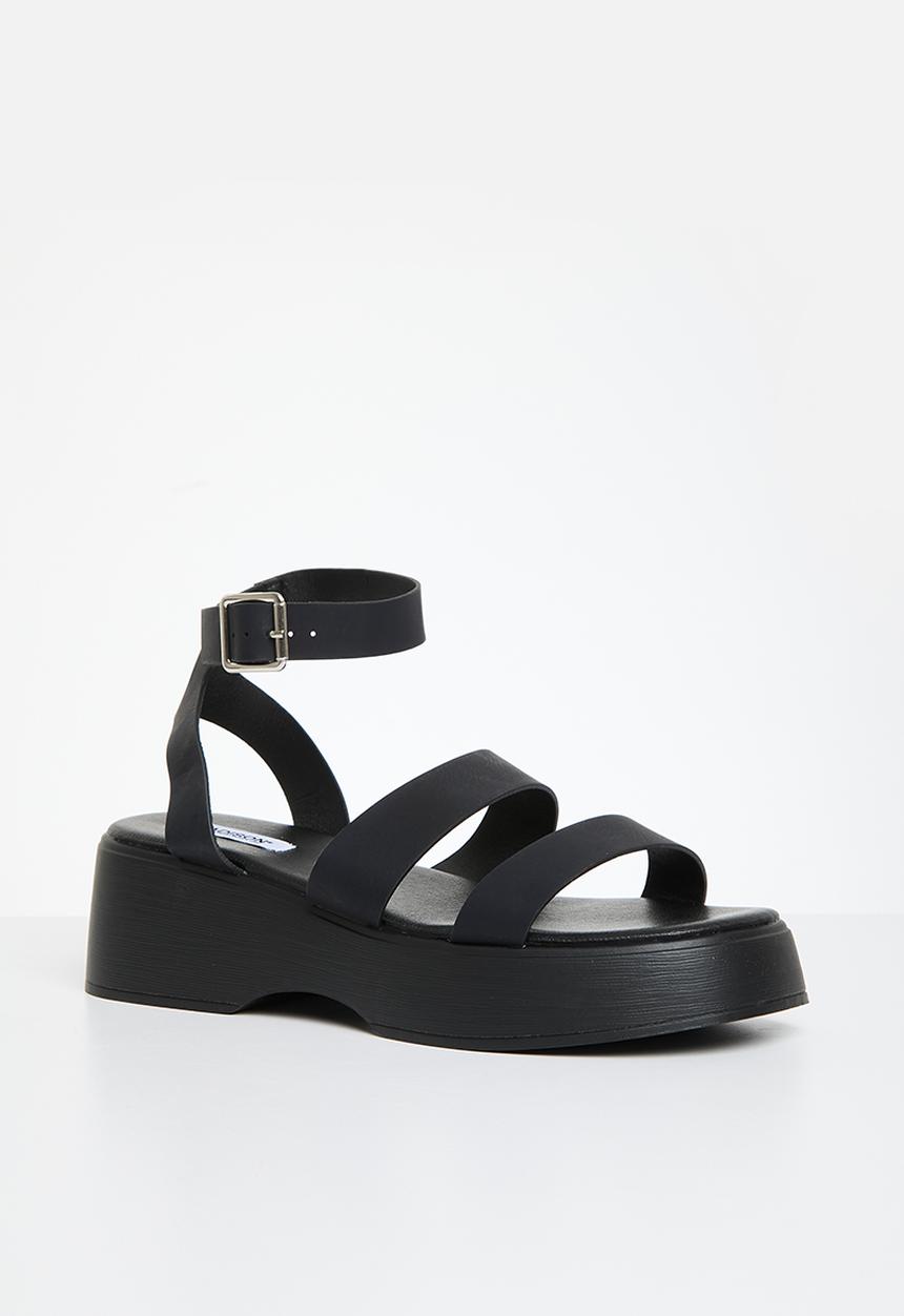 Madison® - Hannah flatform strap sandal - black