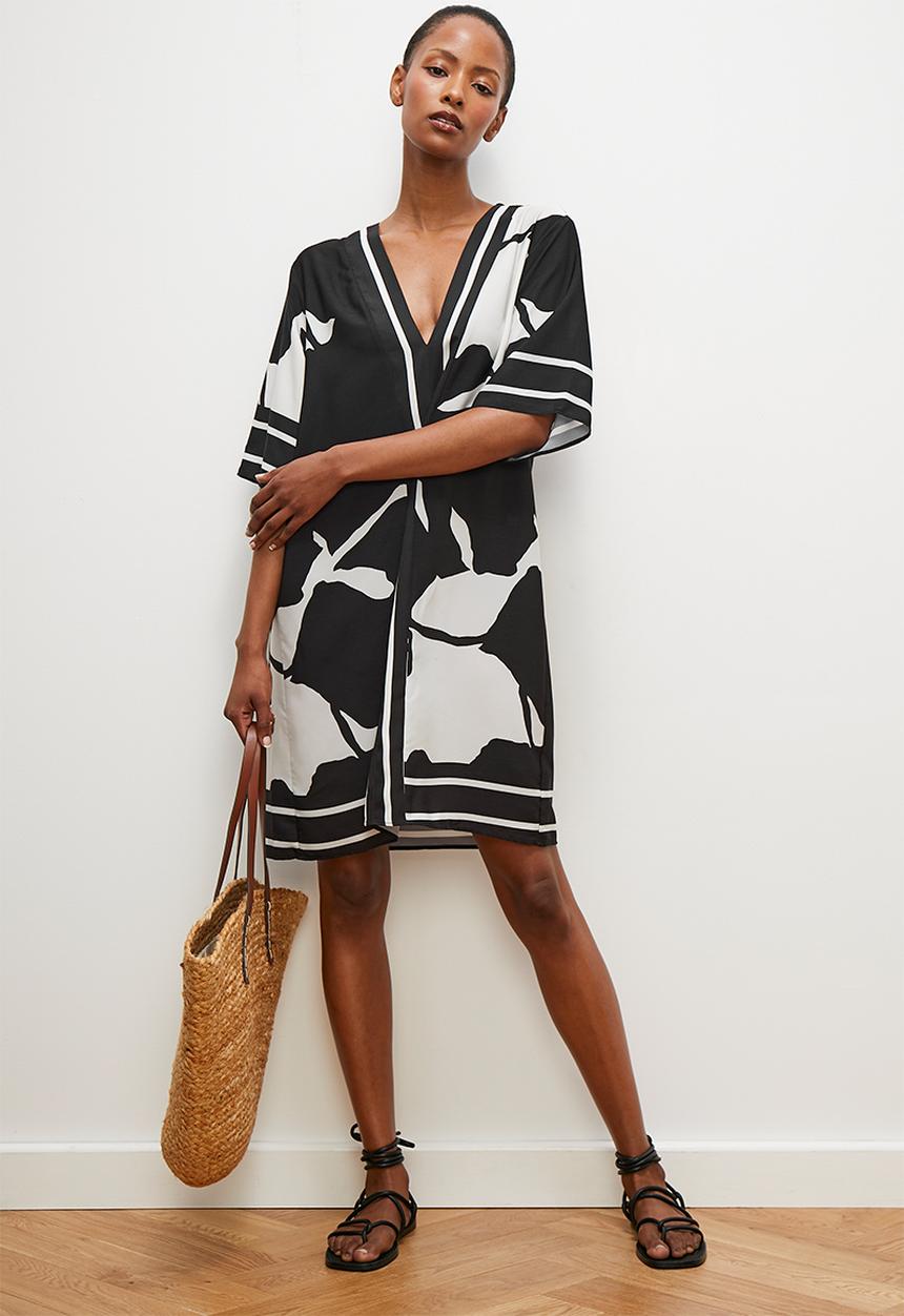 edit - Printed v neck shift dress - black floral