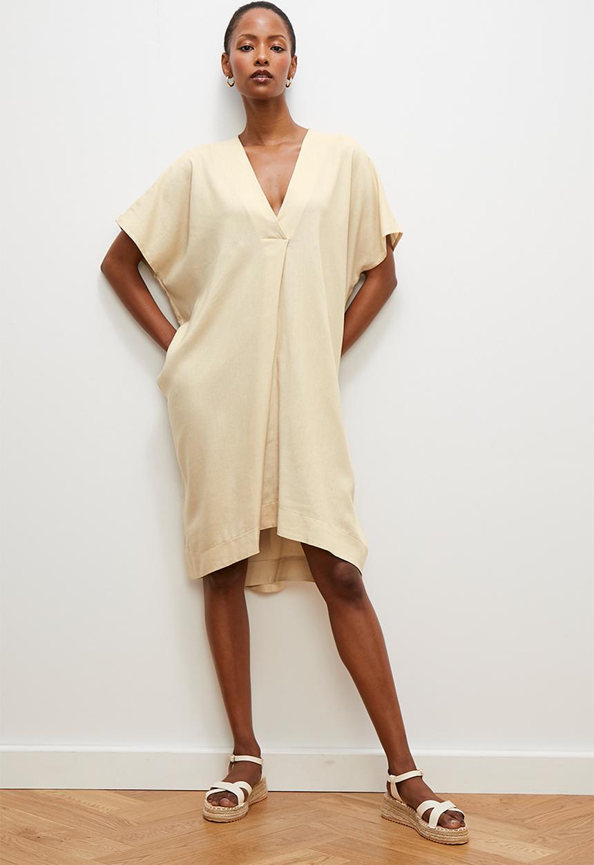 edit - Tunic dress - neutral