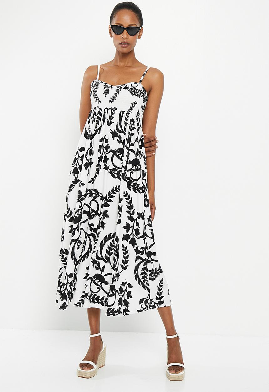 Me&B - The shirred bodice maxi sundress - monkey