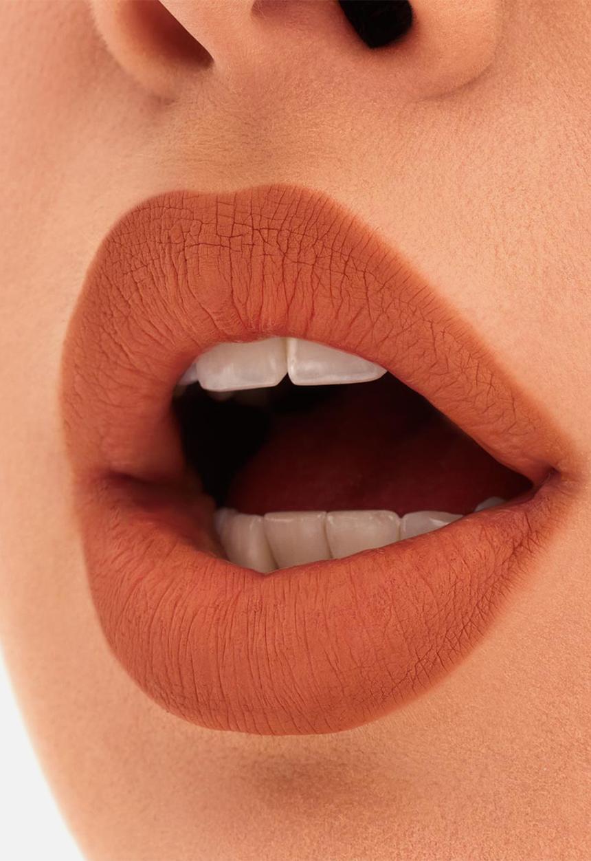 MAC - Locked Kiss Lipstick - Teaser