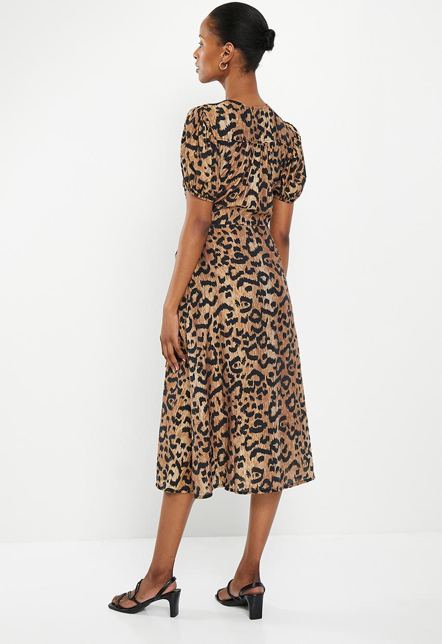 Me&B - The wrap dress with shirred sleeve - animal