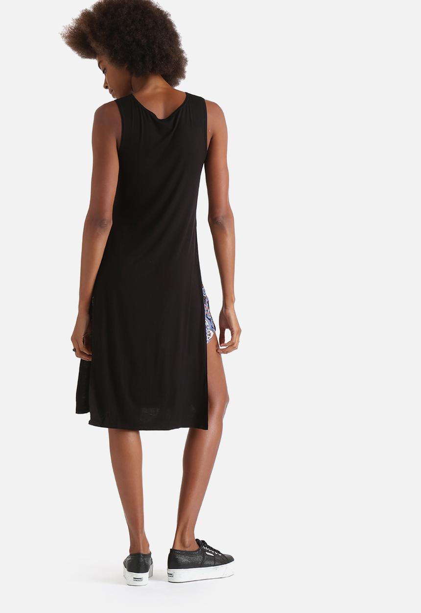 Influence. - Sleeveless Side Split Maxi Top
