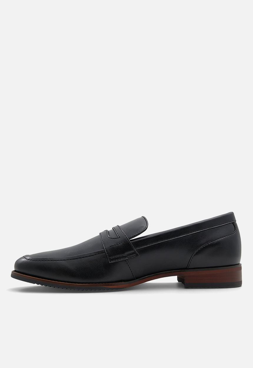 Call It Spring - Pinchard - black