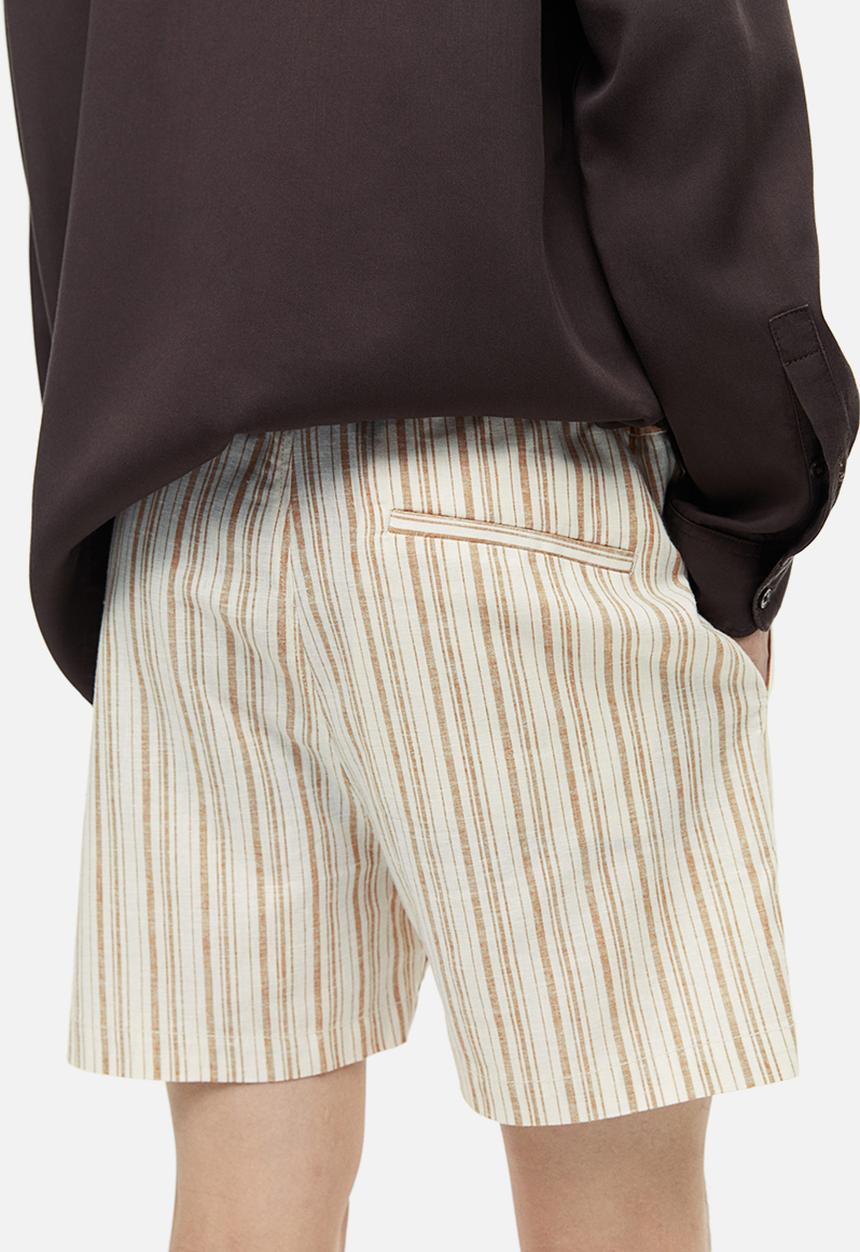 H&M - Regular fit linen-blend shorts - white/beige striped 