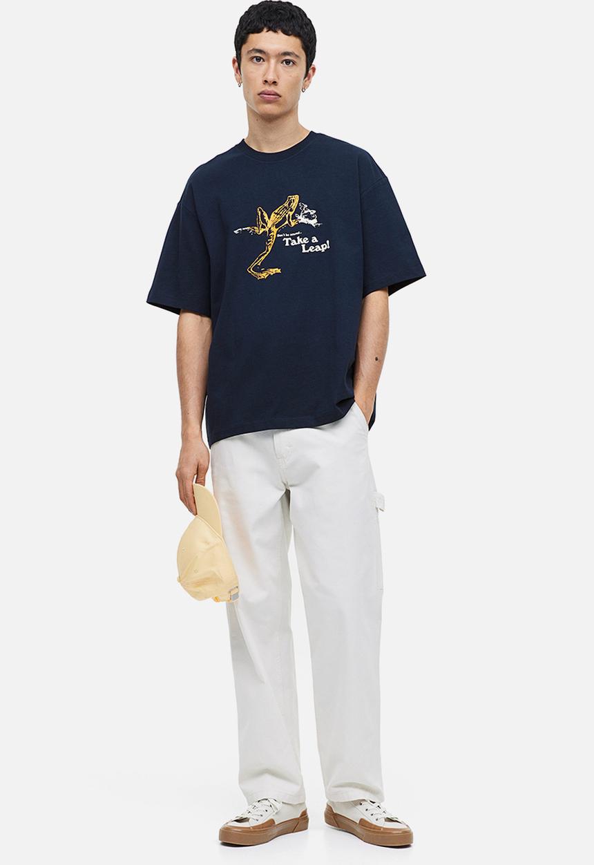 H&M - Relaxed fit printed t-shirt - dark blue take a leap