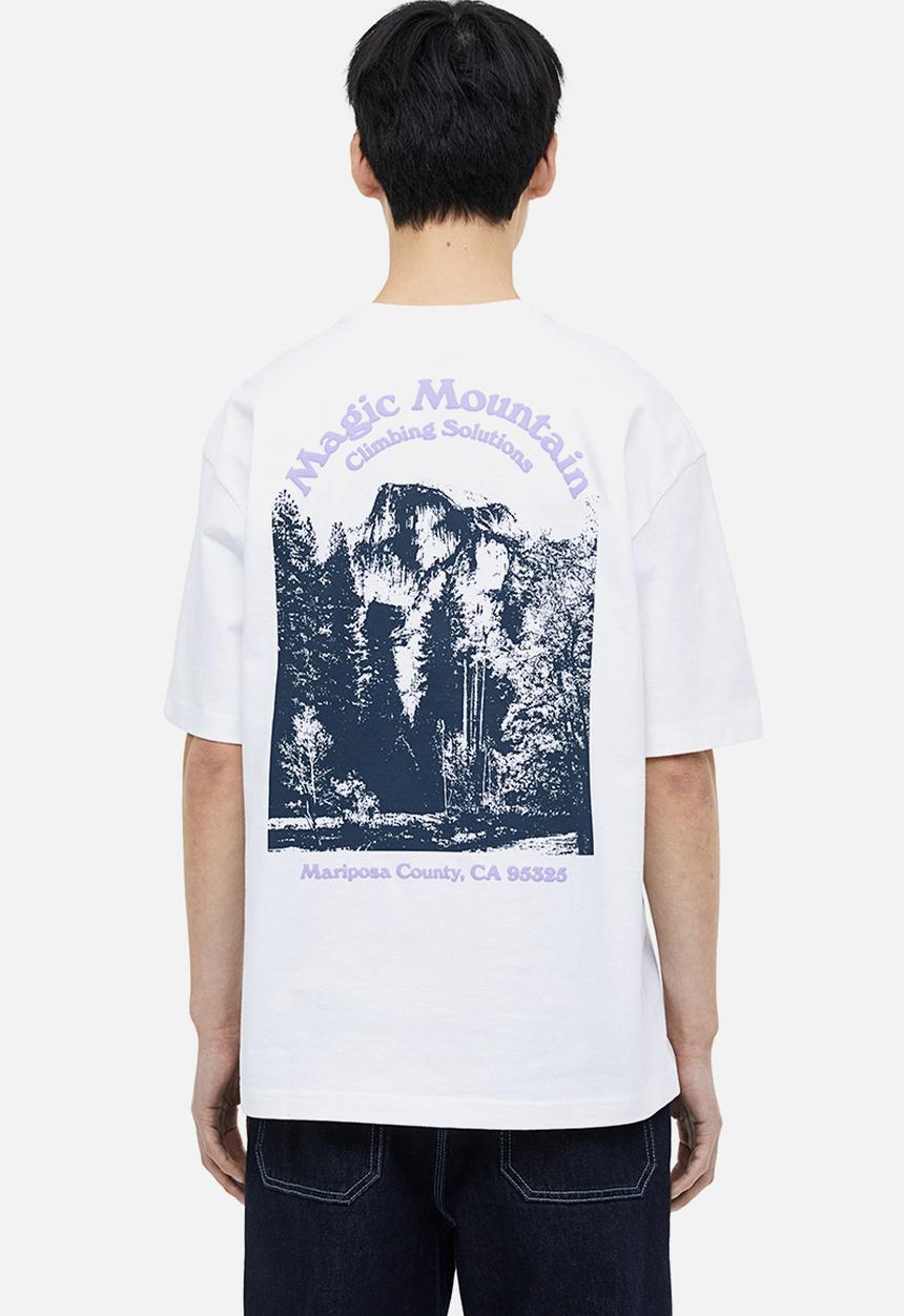 H&M - Relaxed fit printed t-shirt - white magic mountain 