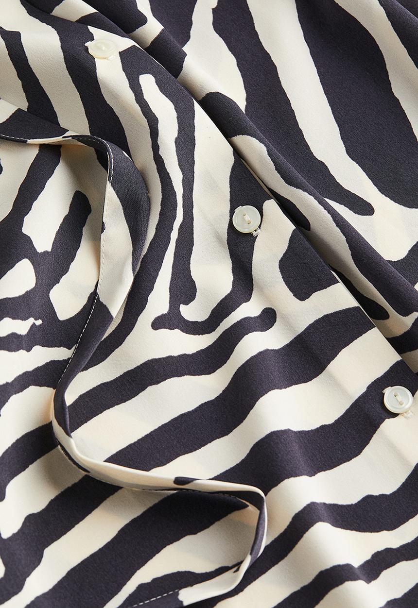 H&M - Tie-belt shirt dress - dark grey zebra print
