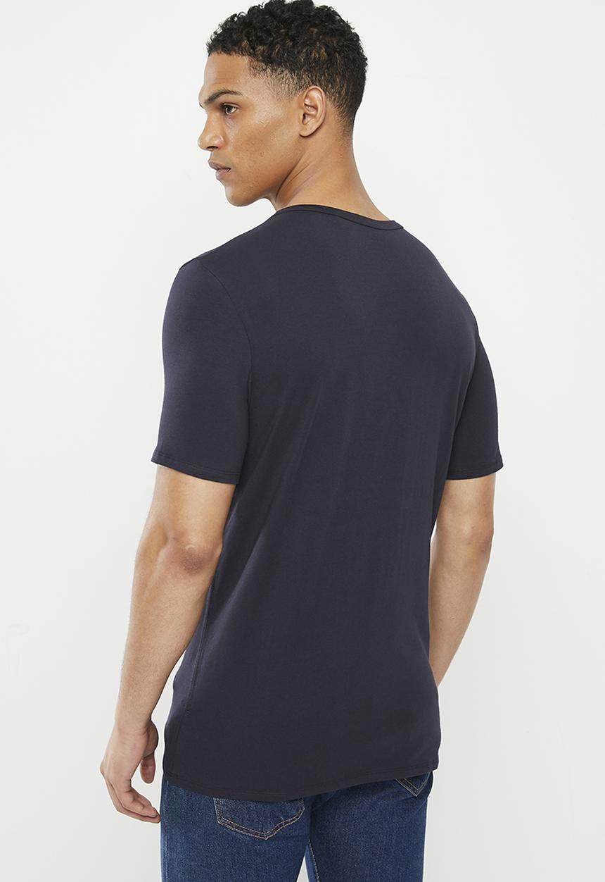 GUESS - Short sleeve cn r round logo tee - smart blue