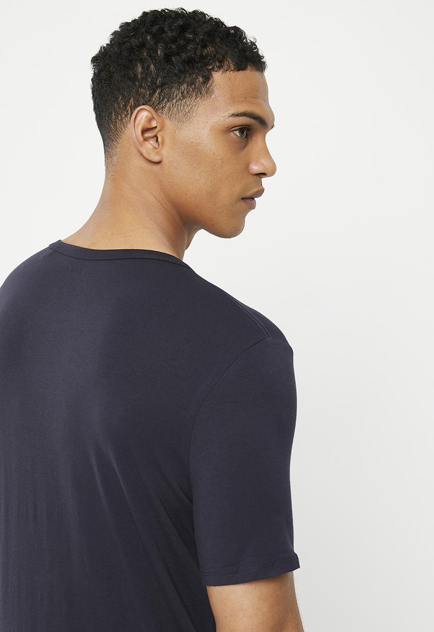 GUESS - Short sleeve cn r round logo tee - smart blue