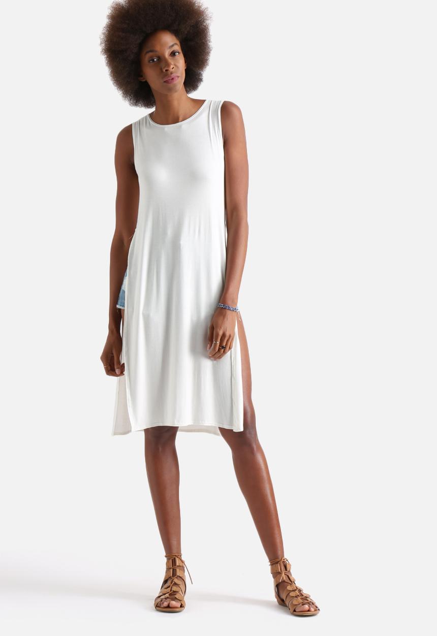 Influence. - Sleeveless Split Side Maxi Top