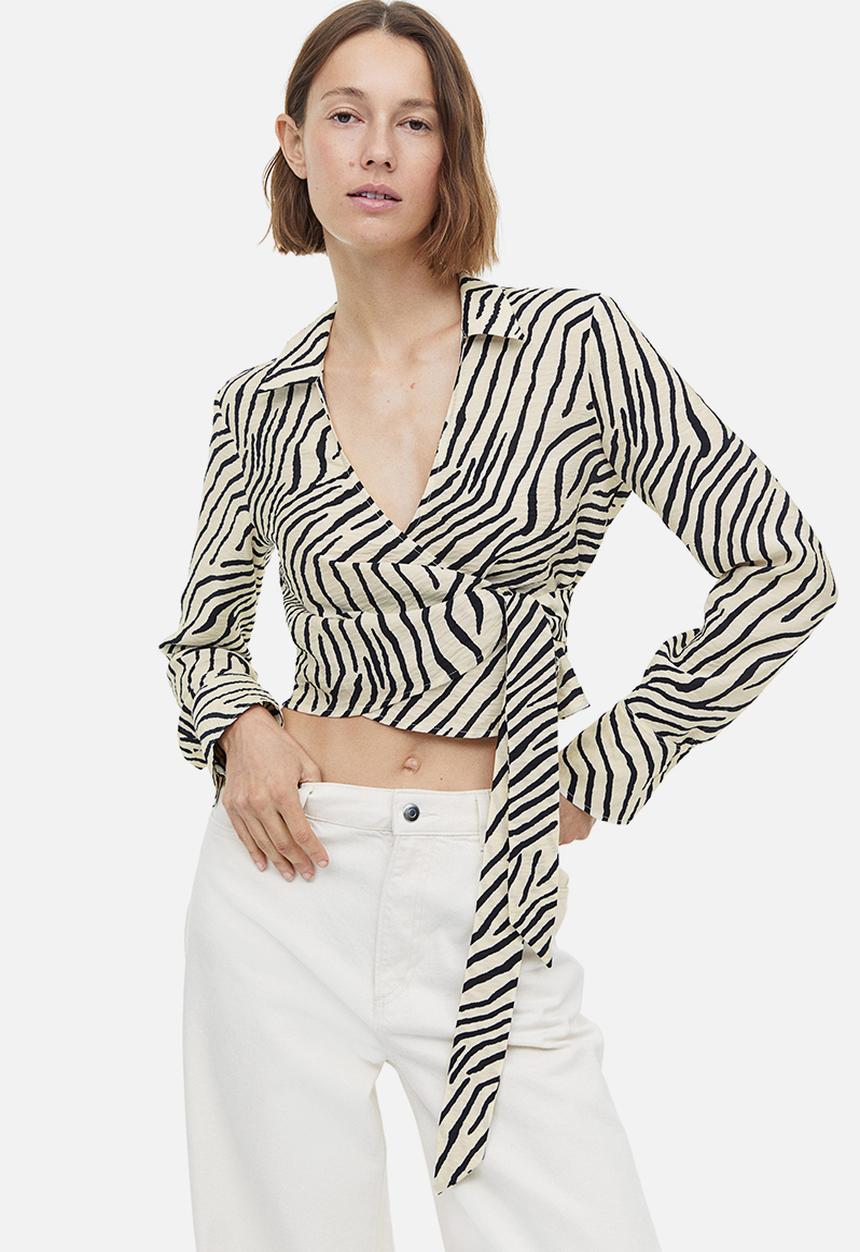 H&M - Cropped wrapover blouse - light beige zebra print