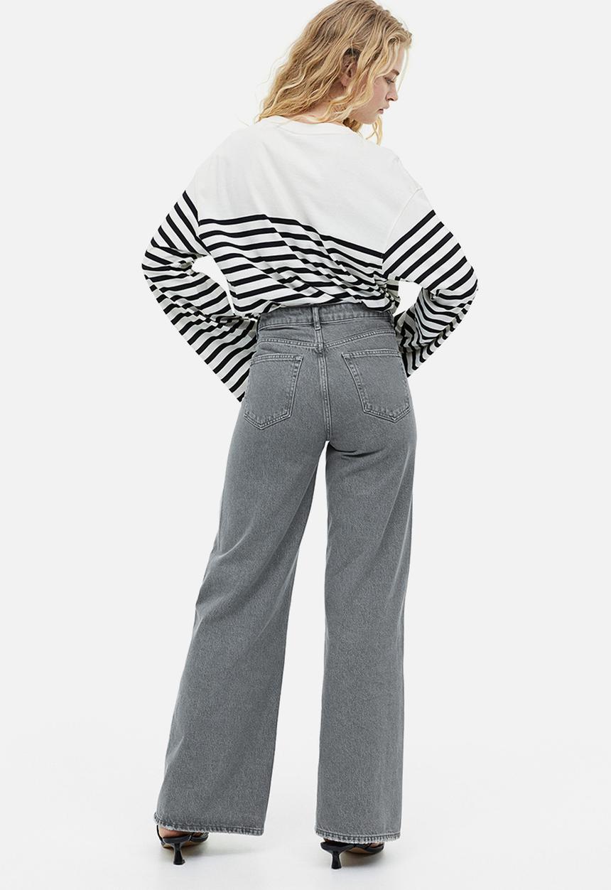 H&M - Flared regular jeans - grey