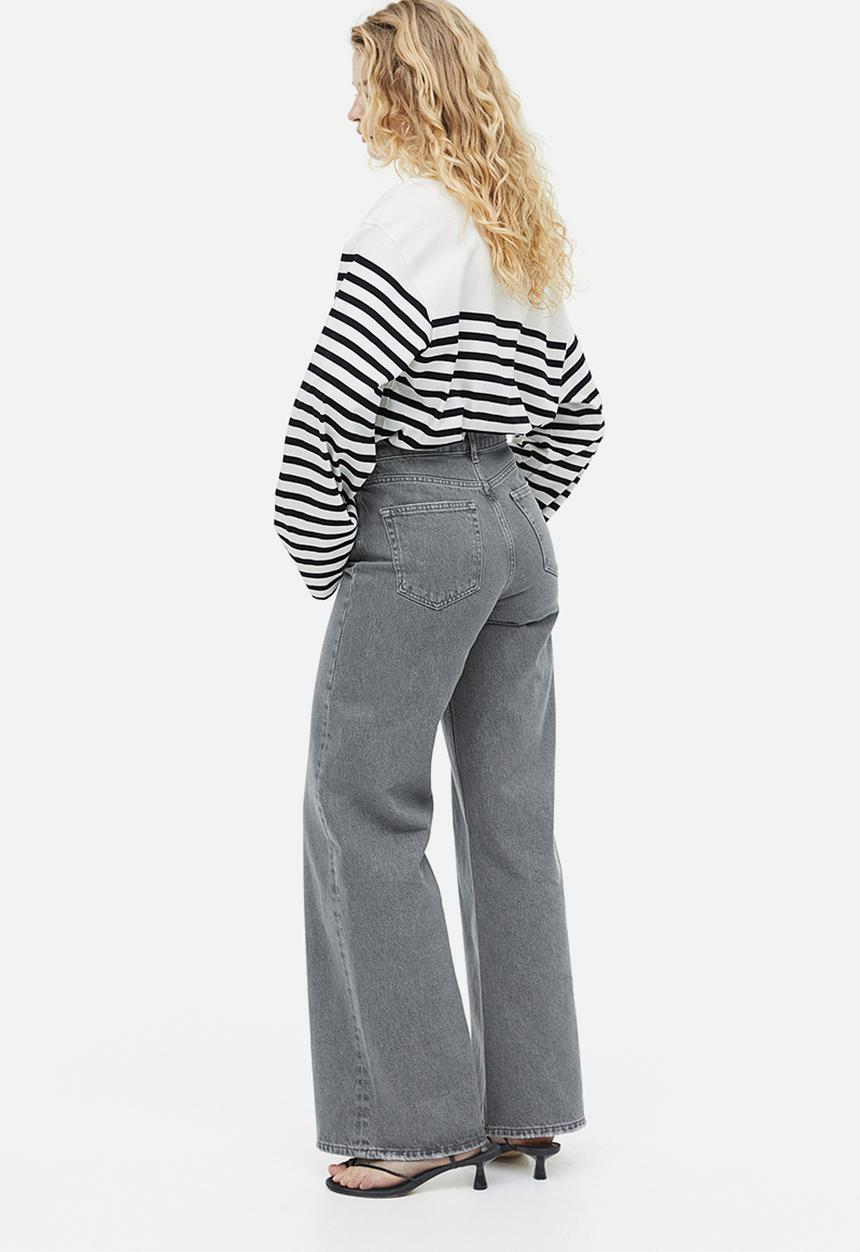 H&M - Flared regular jeans - grey