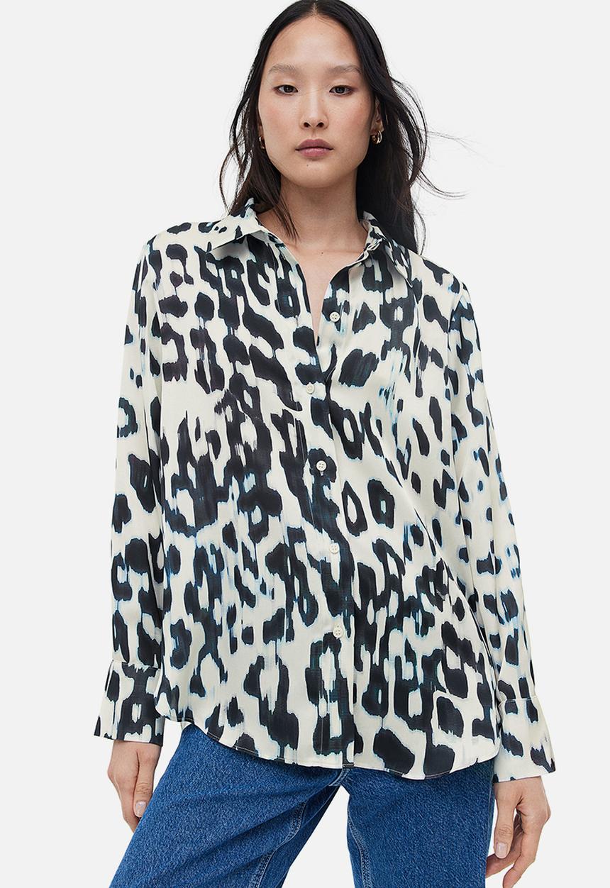 H&M - Pointed-collar shirt - cream & leopard print