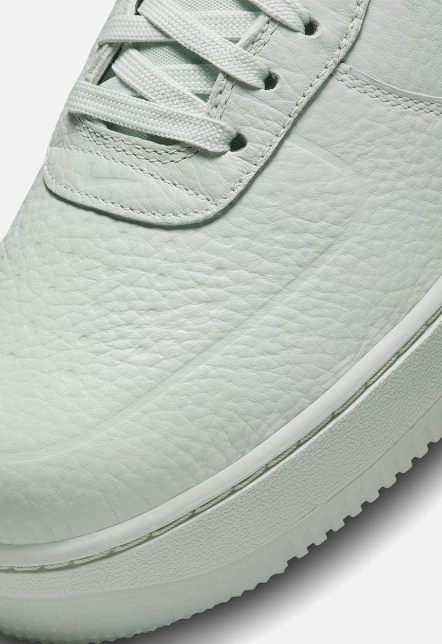 Nike - Air Force 1 '07 premium