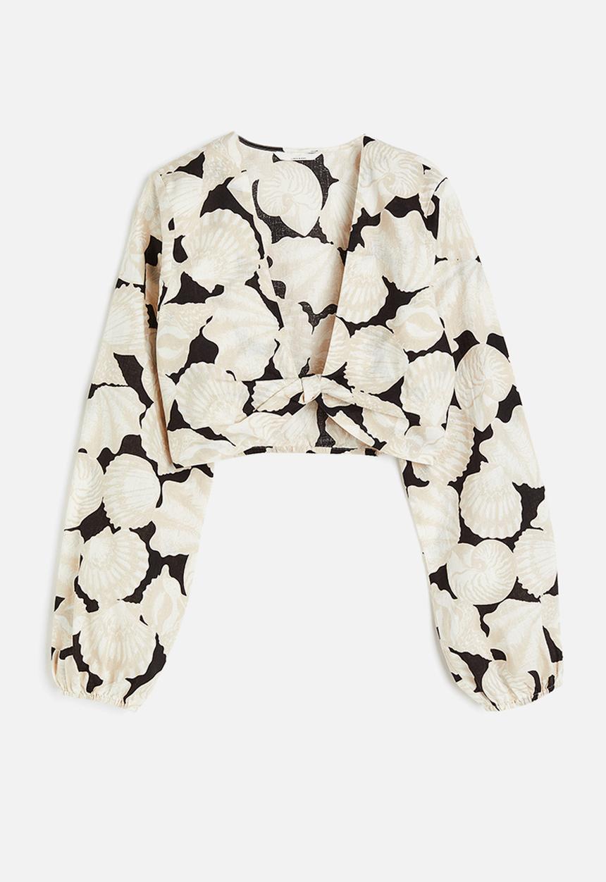 H&M - Cropped linen-blend blouse - light beige seashells 