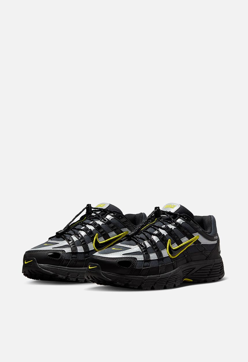 Nike - P-6000