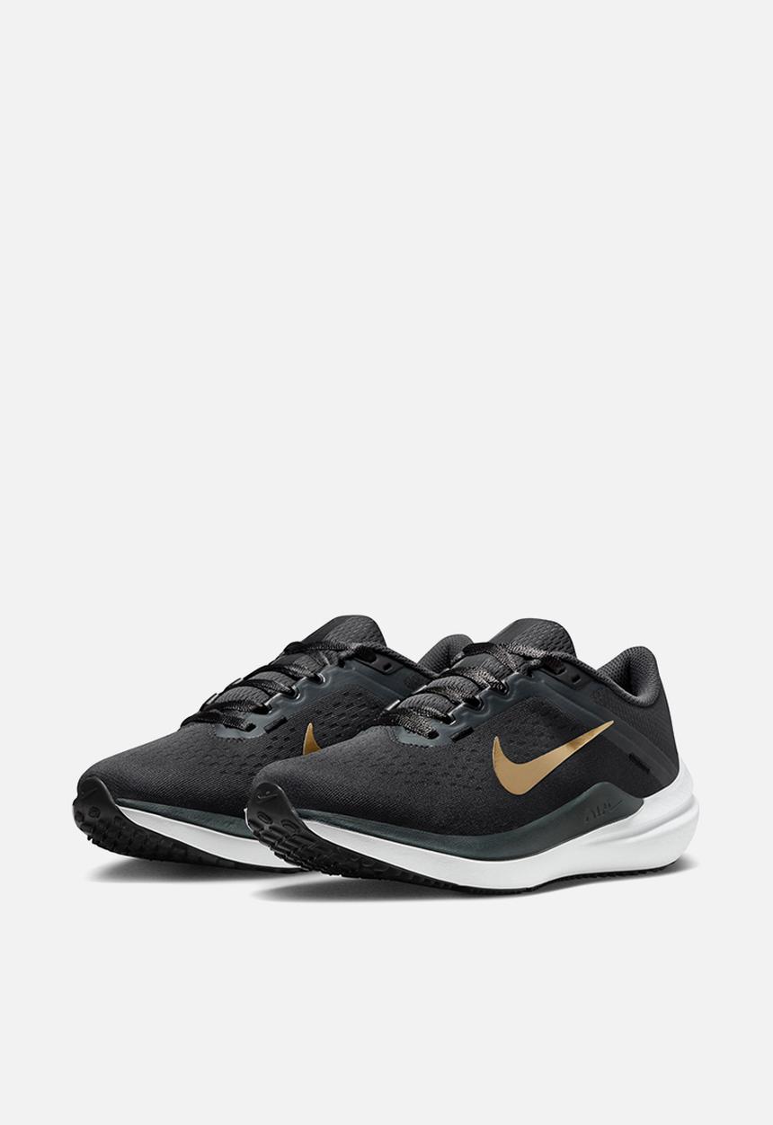 Nike - Winflo 10