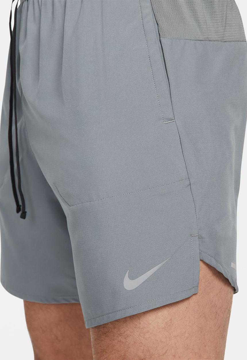 Nike - Nike dri-fit stride 7in bf short - grey 