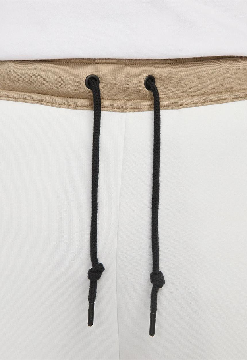 Nike - Nike tech fleece jogger - summit white 