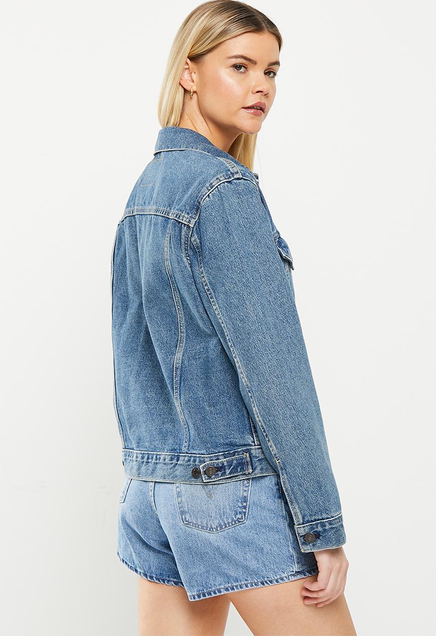 Levi’s® - Ex-boyfriend trucker za head above water - med indigo
