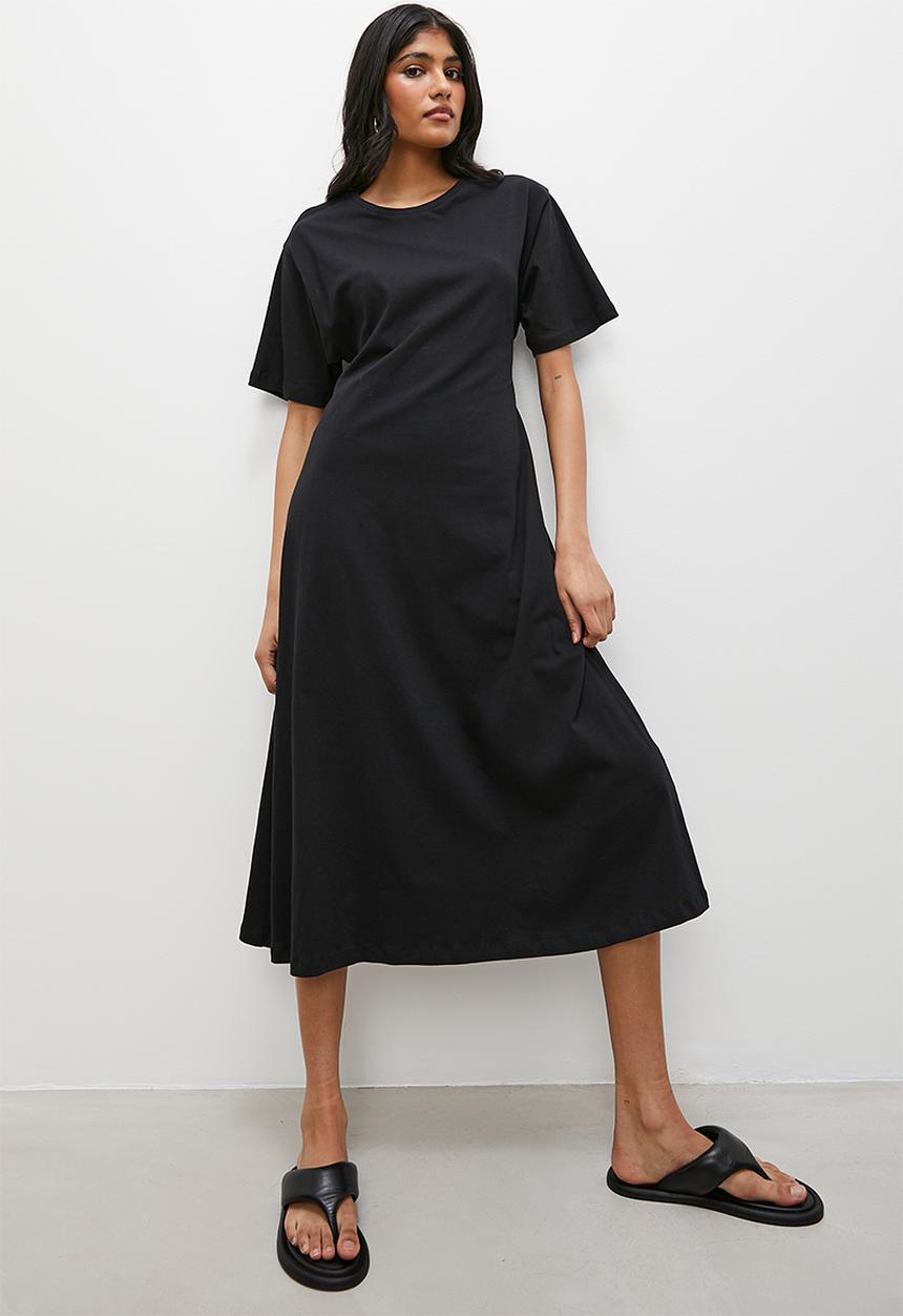 Superbalist - Openback knit midi dress - black