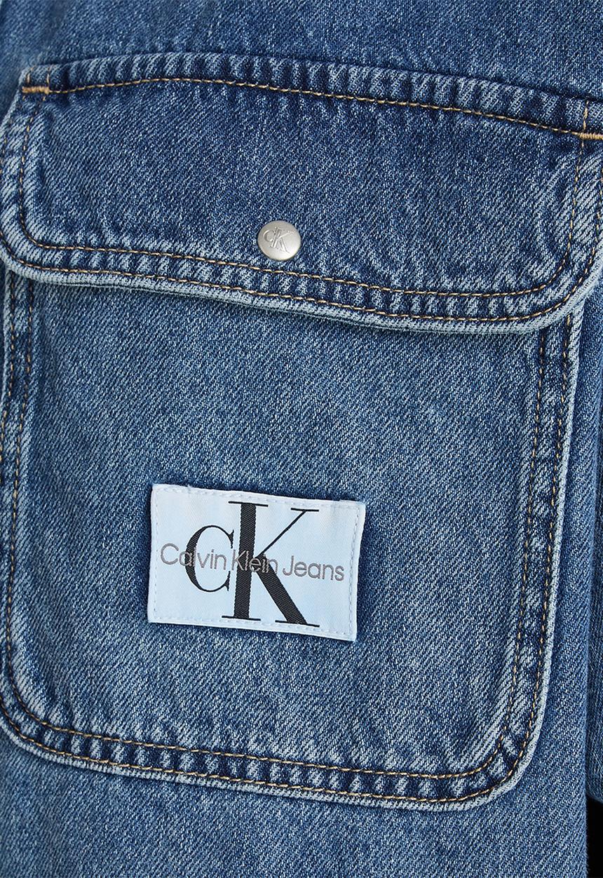 Calvin Klein - Oversized crop rounded hem shirt - denim medium