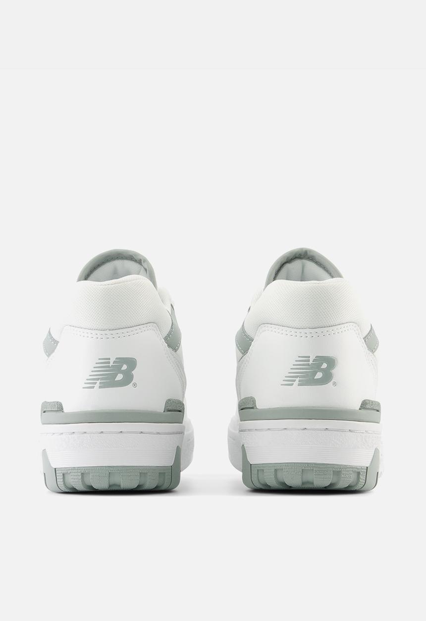 New Balance  - BB550