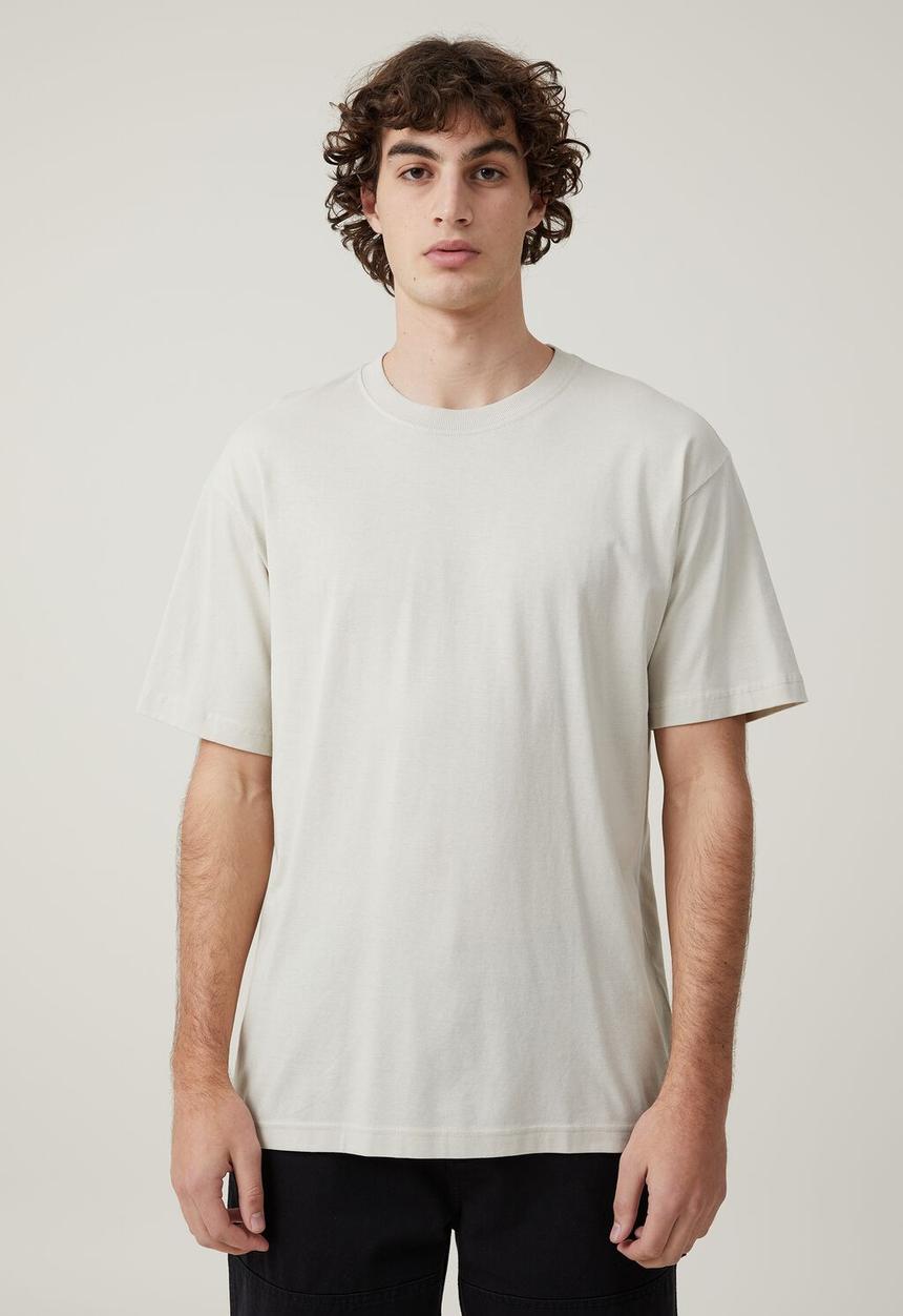 Cotton On - Organic loose fit t-shirt - ivory