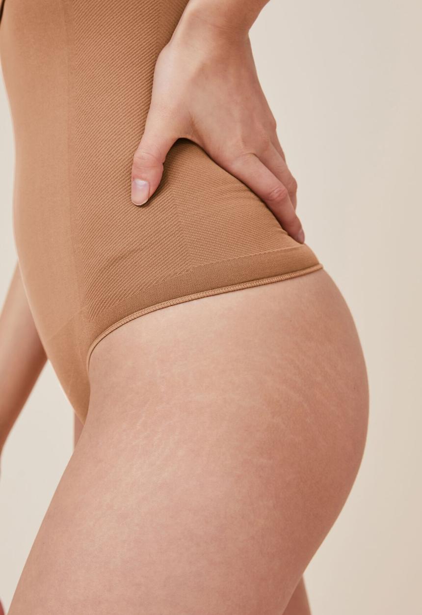 Cotton On - Seamless shapewear high waist g string brief - maple sugar