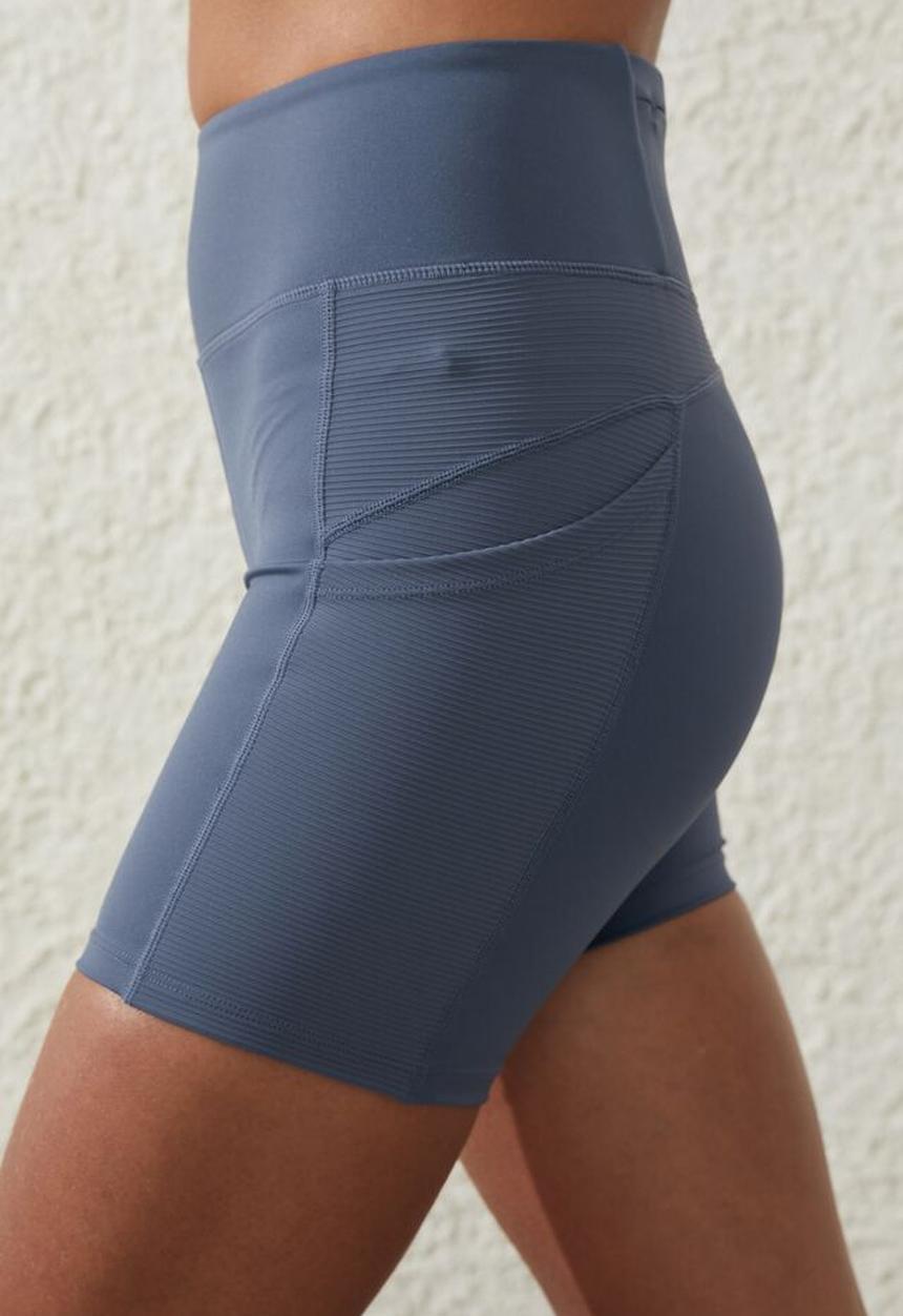 Cotton On - Ultimate rib pocket bike short - folkstone grey