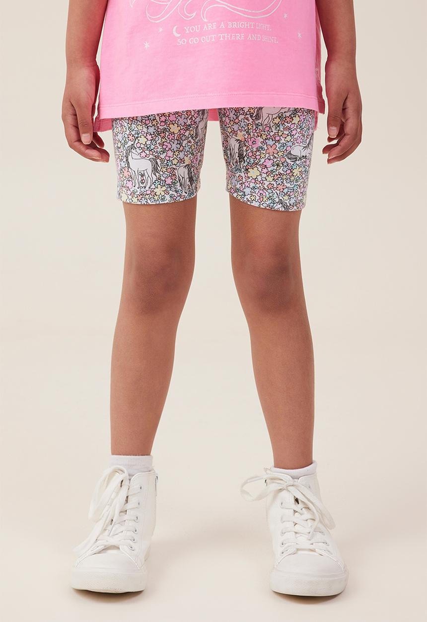 Cotton On - Hailey bike short - white/unicorn garden