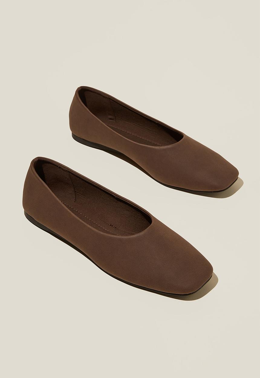 Cotton On - Classic square toe ballerina - choc nubuck