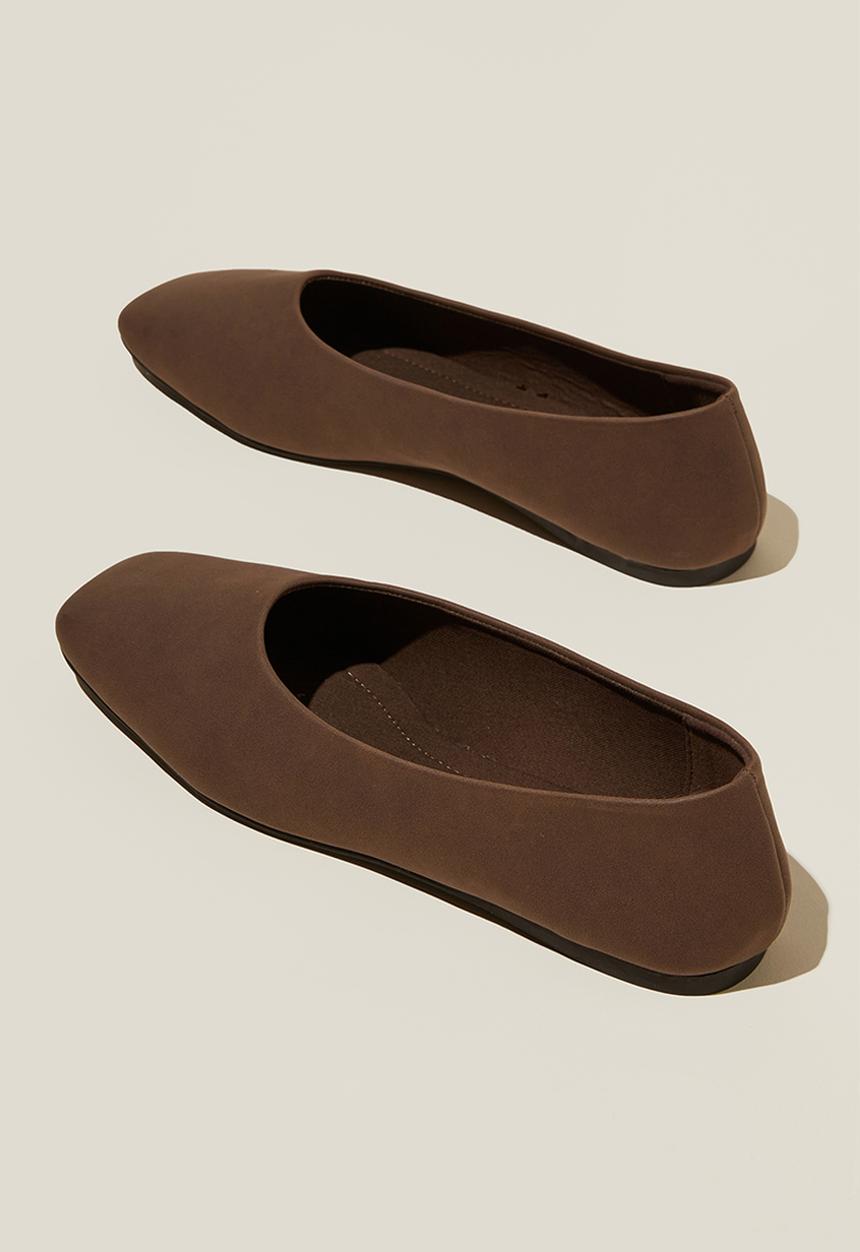 Cotton On - Classic square toe ballerina - choc nubuck