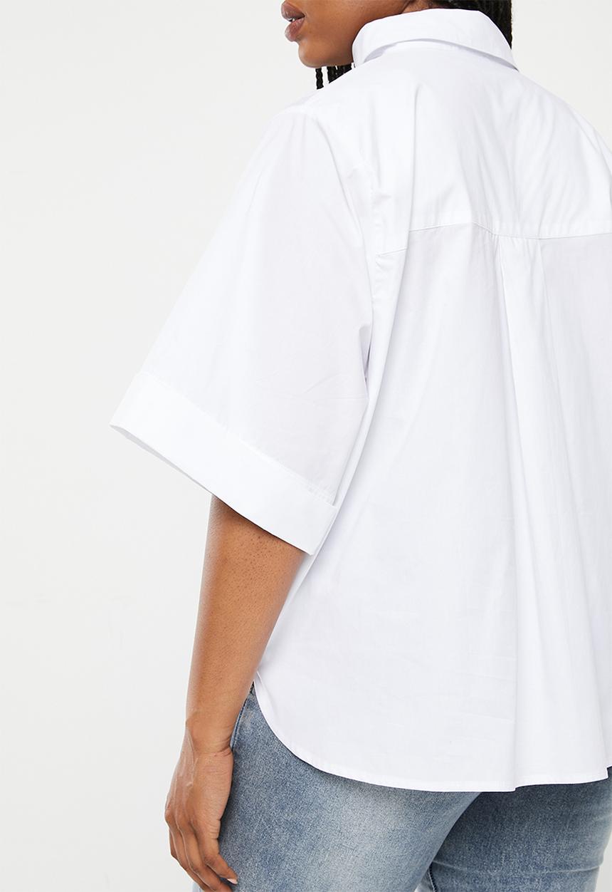 Me&B - Plus cotton boxy shirt with kimono sleeve - white