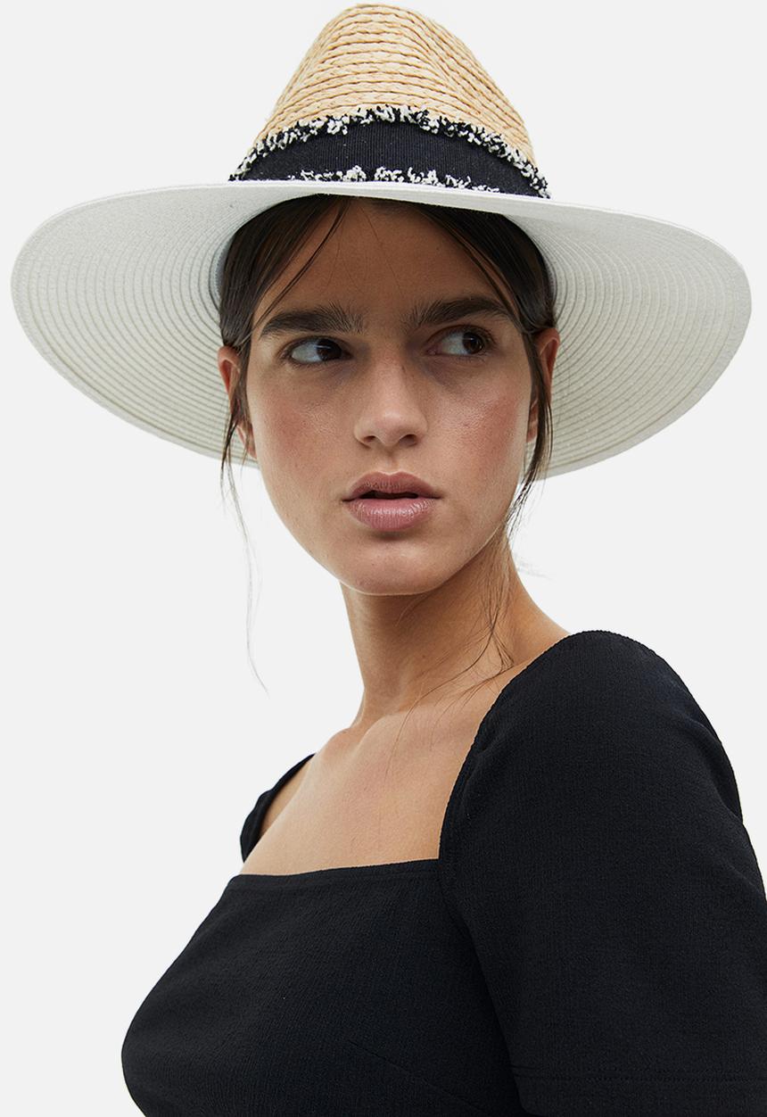 H&M - Straw hat - light beige block-coloured
