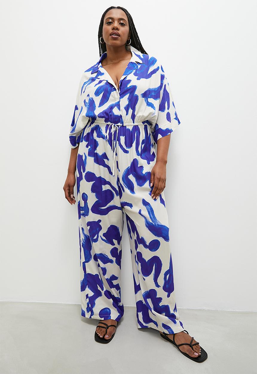 Superbalist - Relaxed printed short sleeve jumpsuit - painted ladies