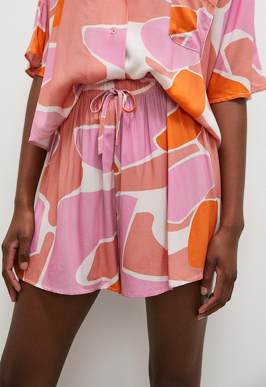 Superbalist - Printed shirt & short set - orange pink abstract