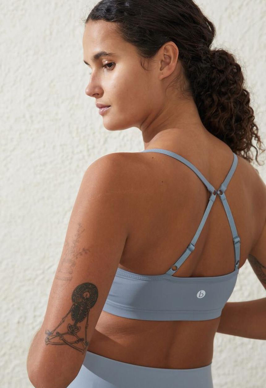 Cotton On - Recycled workout crop - cloud grey